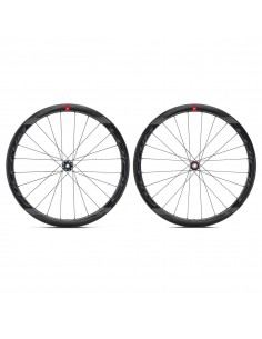 Coppia ruote in carbonio...