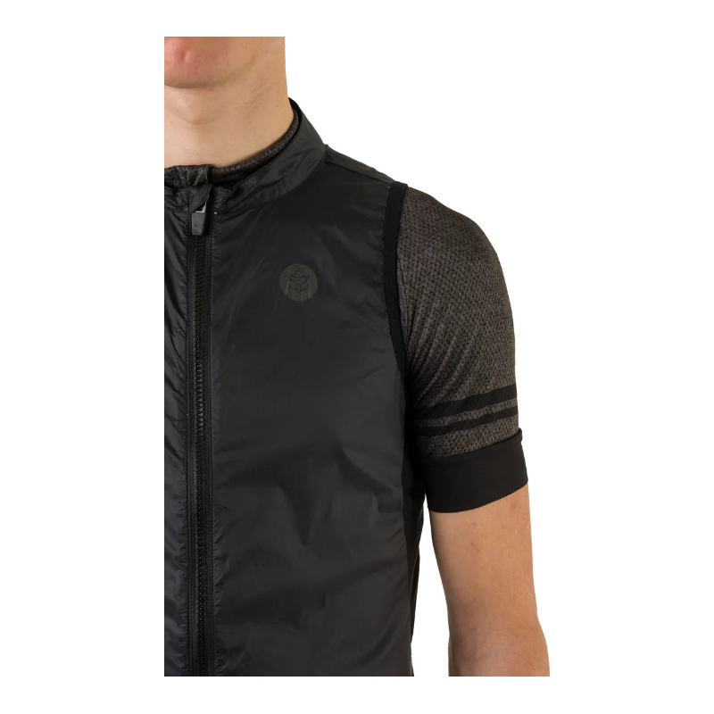 AGU Gilet antivento AGU WIND BODY II ESSENTIAL nero