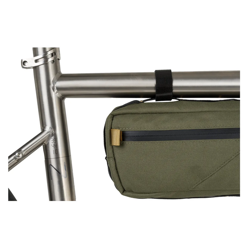AGU Borsa orizzontale al telaio bikepacking AGU VENTURE 3 litri ARMY green