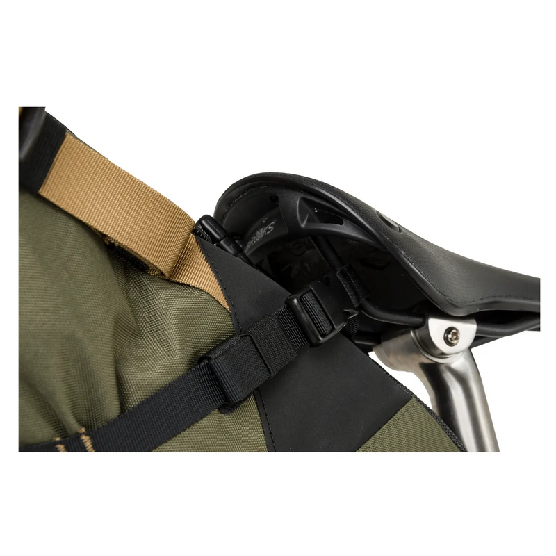 AGU Borsa posteriore sottosella bikepacking AGU VENTURE 10 litri ARMY green