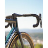 Megamo Bici da corsa MEGAMO PULSE ELITE 15 SH12 disk carbonio 105 Di2 12v