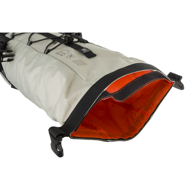 AGU Borsa posteriore sottosella bikepacking AGU VENTURE 10 litri verde pistacchio