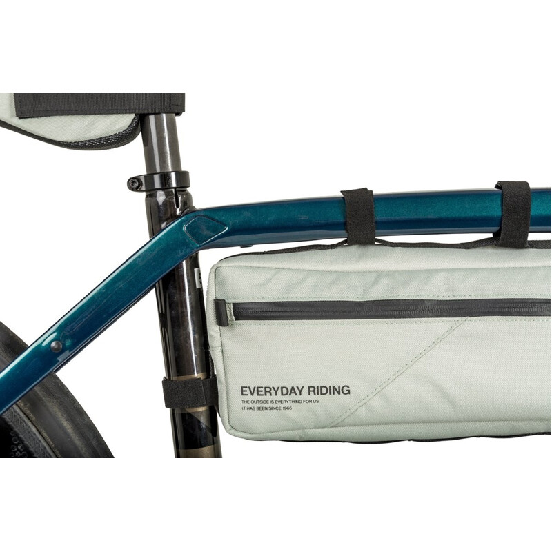 AGU Borsa orizzontale al telaio bikepacking AGU VENTURE 4 litri verde pistacchio