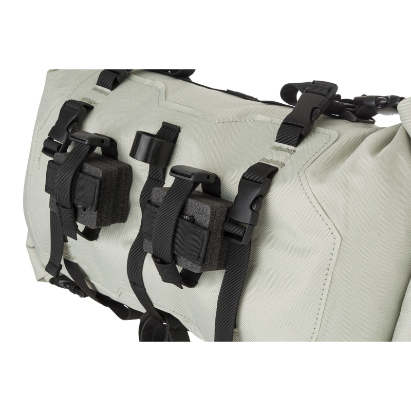 AGU Borsa anteriore al manubrio bikepacking  AGU VENTURE 17 litri verde pistacchio