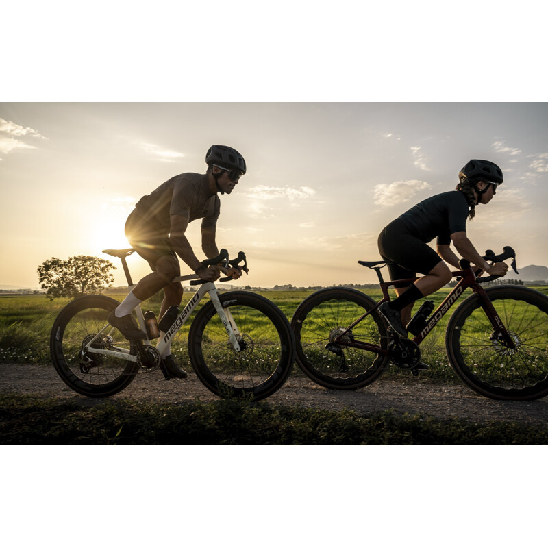 Megamo Gravel bike MEGAMO SILK 01 AXS carbon superlight RIVAL powermeter 1x12v AXS 2025