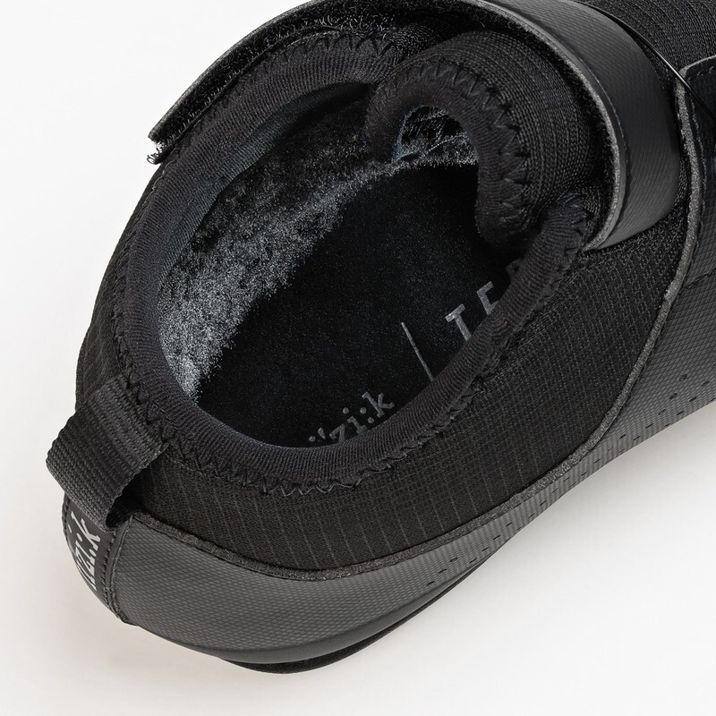 FIZIK Scarpe invernali MTB gravel FIZIK TERRA ARTICA X5 GTX black
