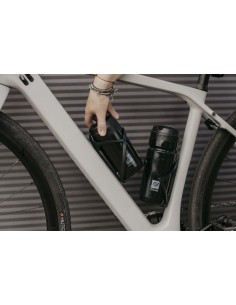 Borraccia porta attrezzi... 2