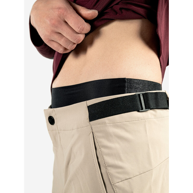 Bluegrass Eagle Pantaloni MTB BLUEGRASS AURA SHORTS