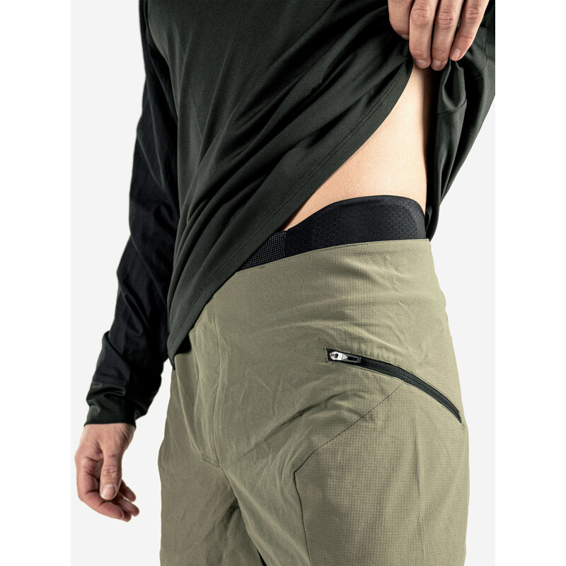 Bluegrass Eagle Pantaloni MTB BLUEGRASS ARTO SHORTS