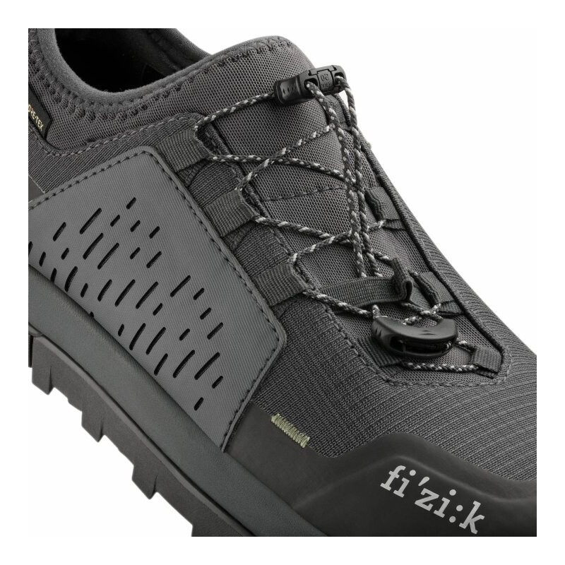 FIZIK Scarpe trail gravel bikepacking FIZIK TERRA ERGOLACE 2 GTX FLAT BLACK-BLACK Gore-Tex