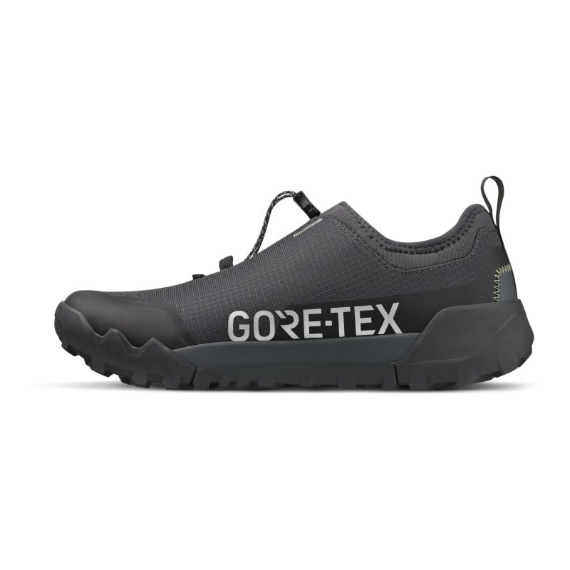 FIZIK Scarpe trail gravel bikepacking FIZIK TERRA ERGOLACE 2 GTX FLAT BLACK-BLACK Gore-Tex